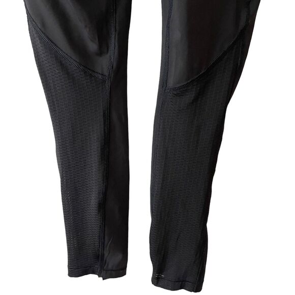 Athleta XS Leggings Ultimate Run 7/8 Tight Black Pockets Workout Stretch - Picture 7 of 10